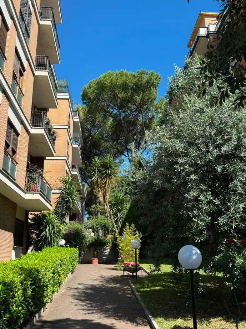 Appartamento in vendita a Roma