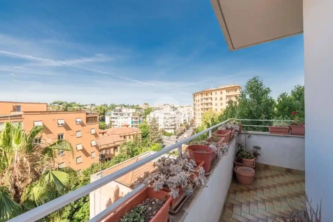 Appartamento in vendita a Roma