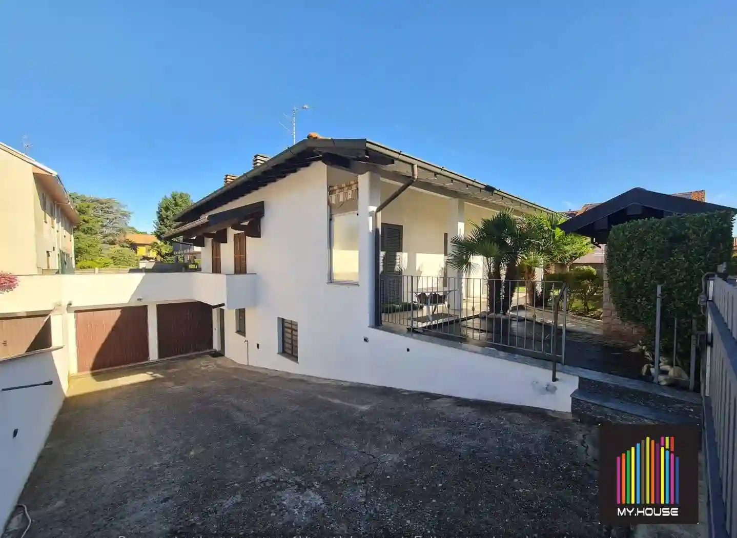 Villa - foto 2