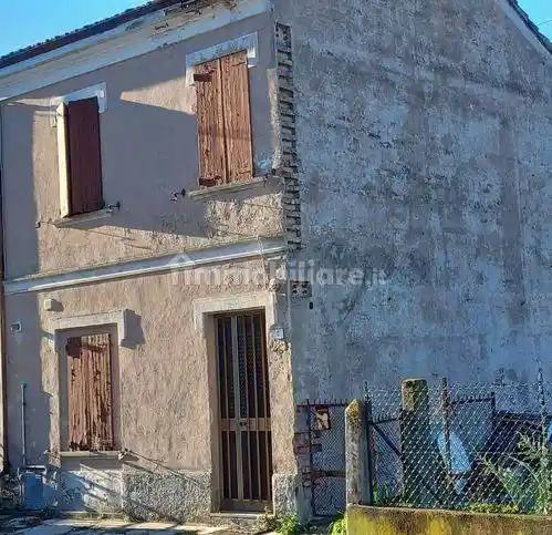 Villa in vendita a Fano