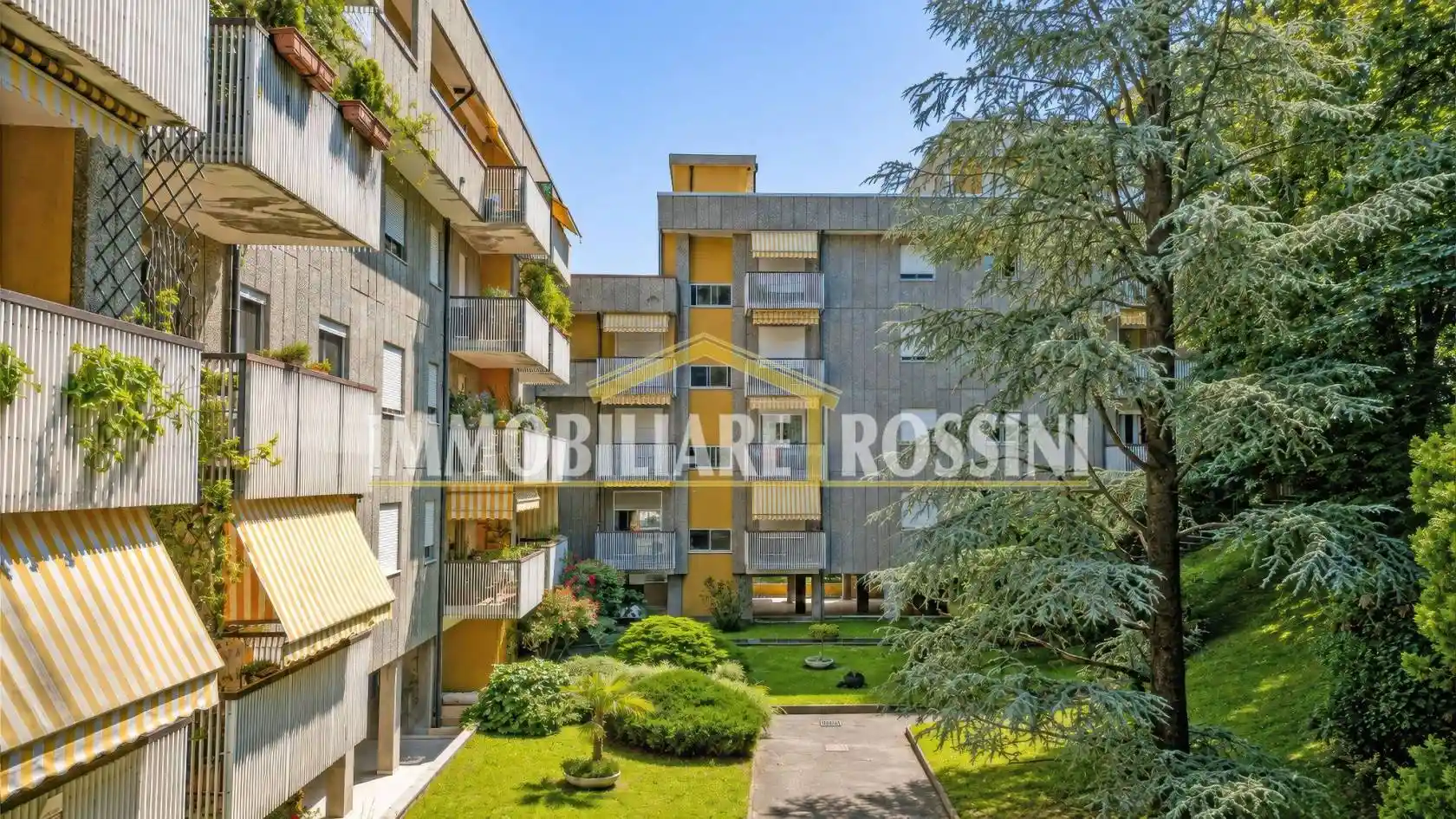 Appartamento in vendita a Varese