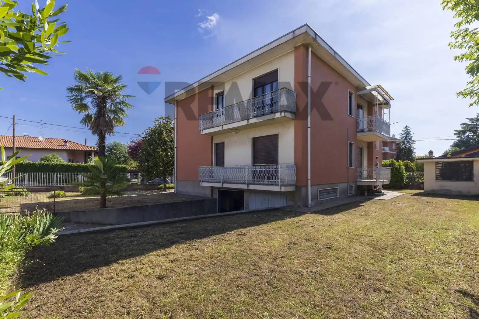 Villa in vendita a Lonate Pozzolo