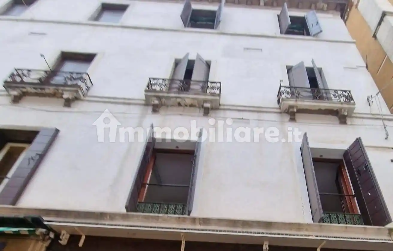 Casa indipendente in vendita a Venezia