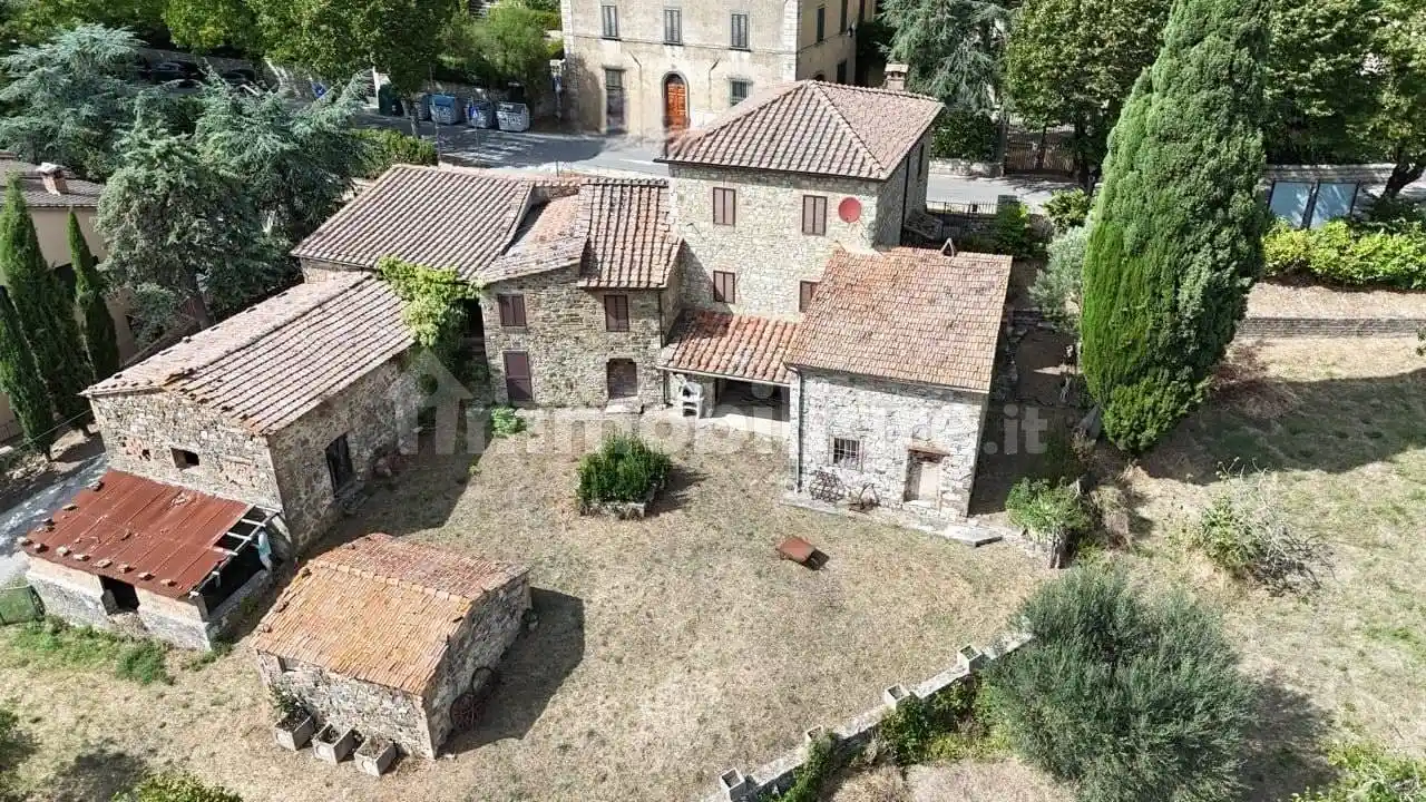 Rustico - Casale in vendita a Castellina in Chianti