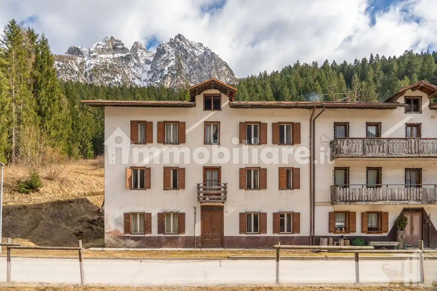 Casa indipendente in vendita a San Pietro di Cadore