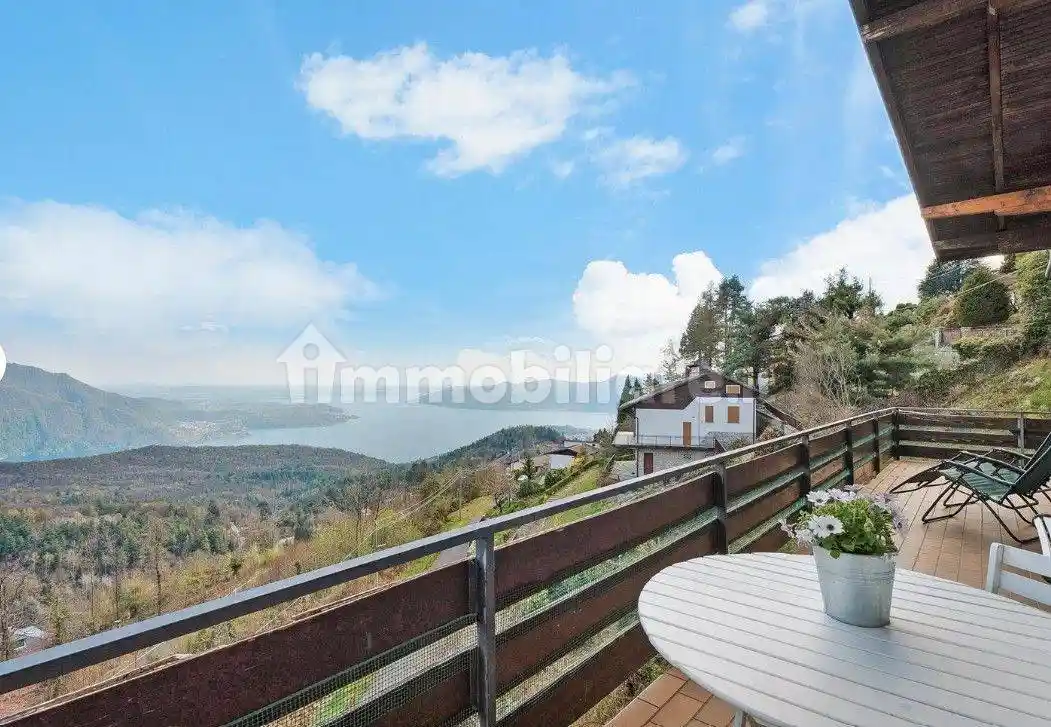 Villa in vendita a Premeno