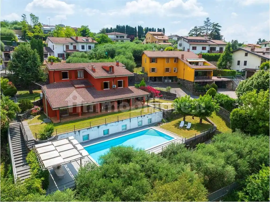 Villa in vendita a Lavagno