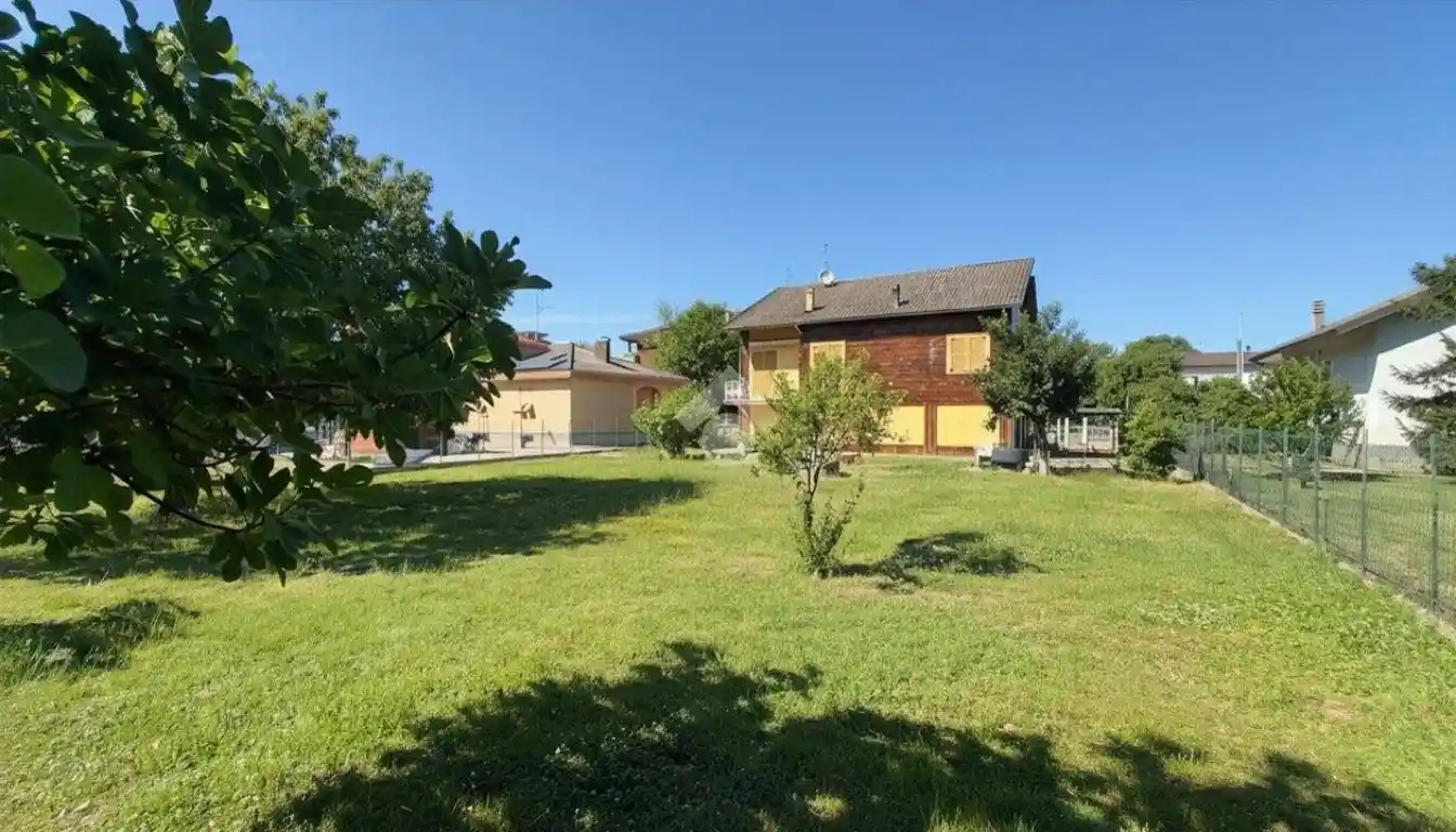 Casa indipendente in vendita a Novi Ligure