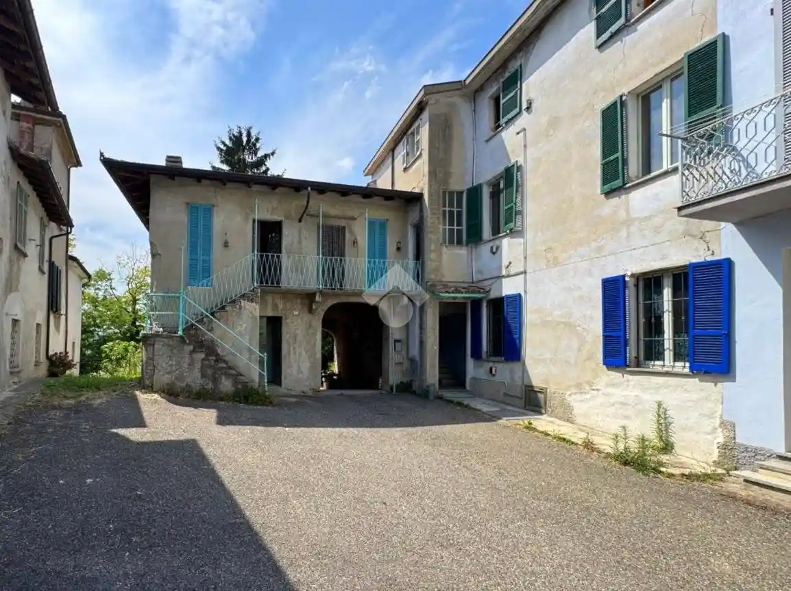 Rustico - Casale in vendita a Montù Beccaria