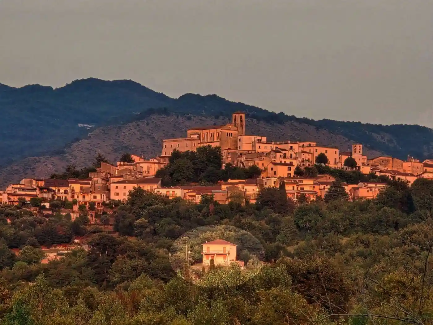 Villa in vendita a Sant'Ambrogio sul Garigliano