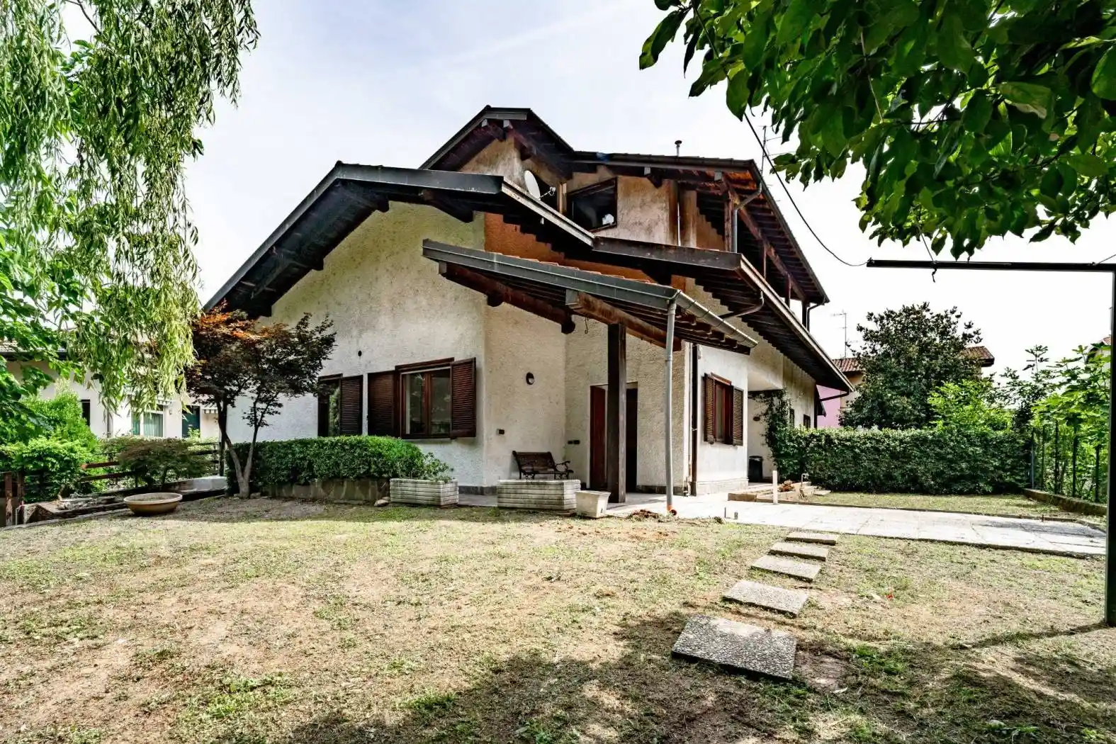 Villa in affitto a Garbagnate Milanese