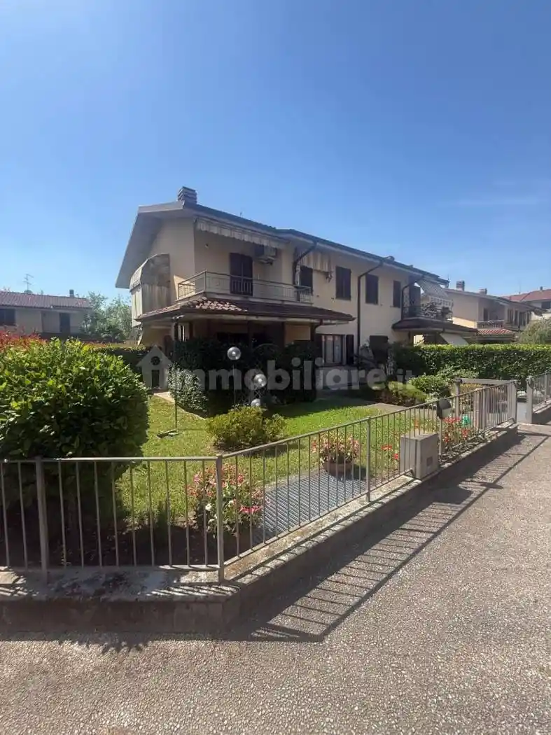 Appartamento in vendita a Bottanuco