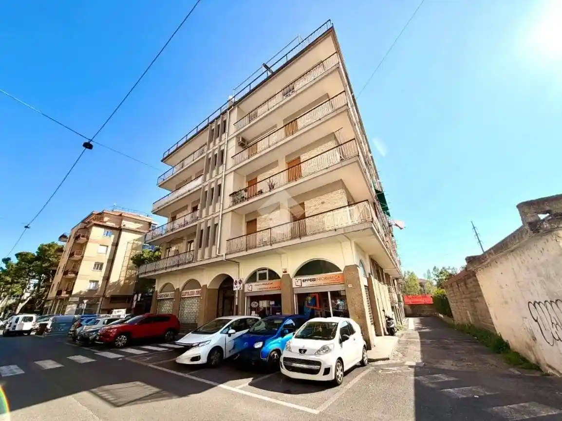 Appartamento in vendita a Albenga