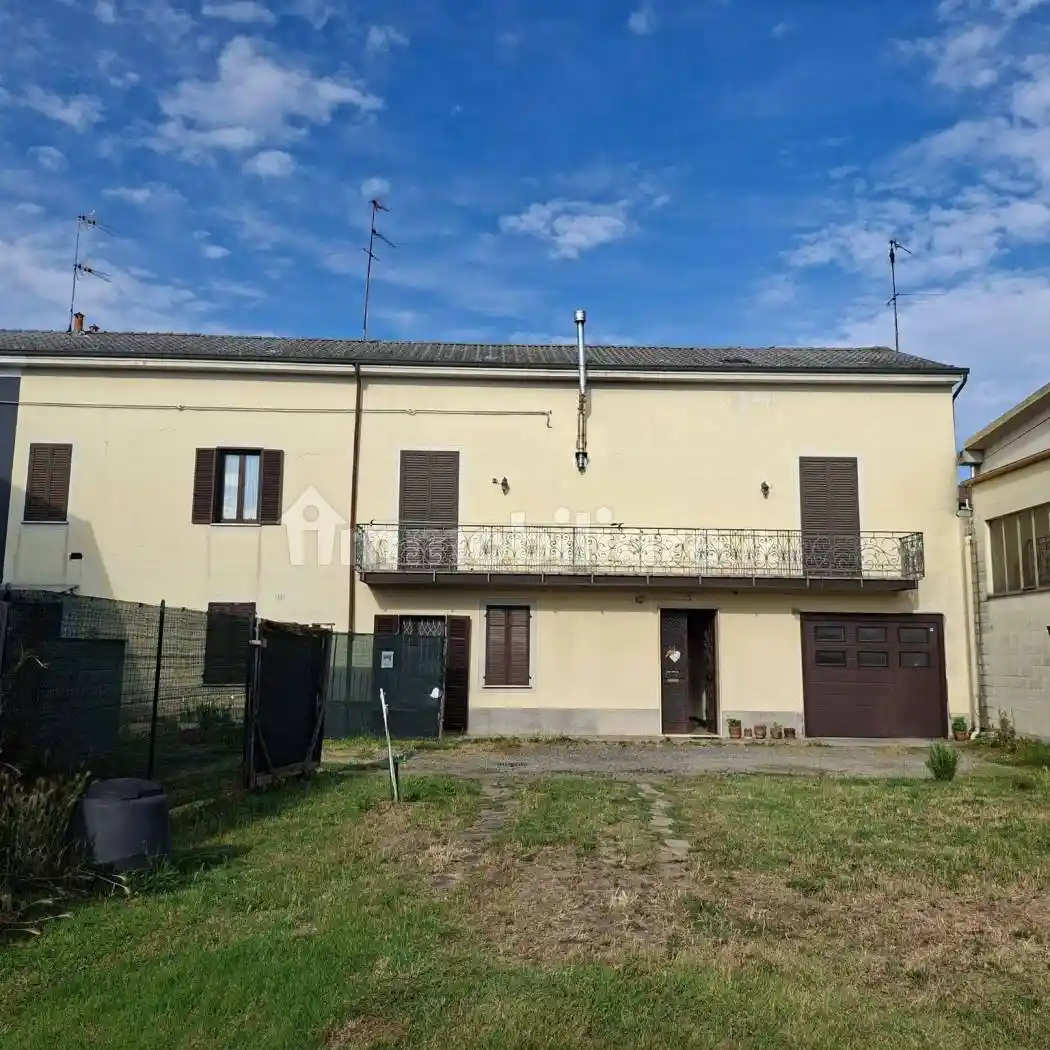 Casa indipendente in vendita a Alessandria