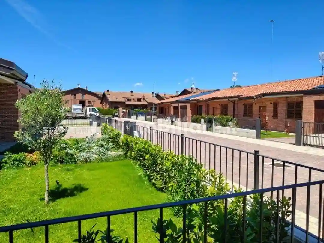 Villetta a schiera - foto 2