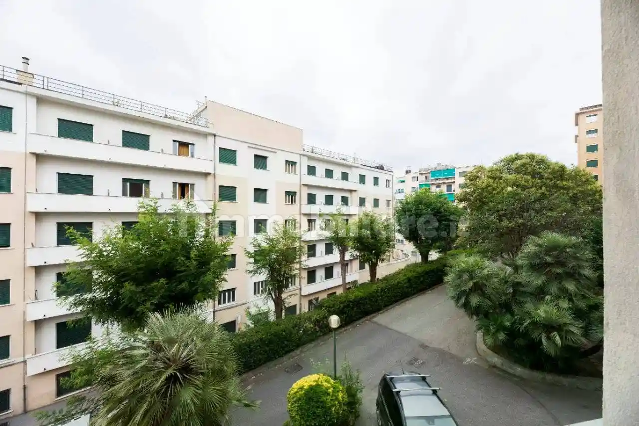 Appartamento in vendita a Genova