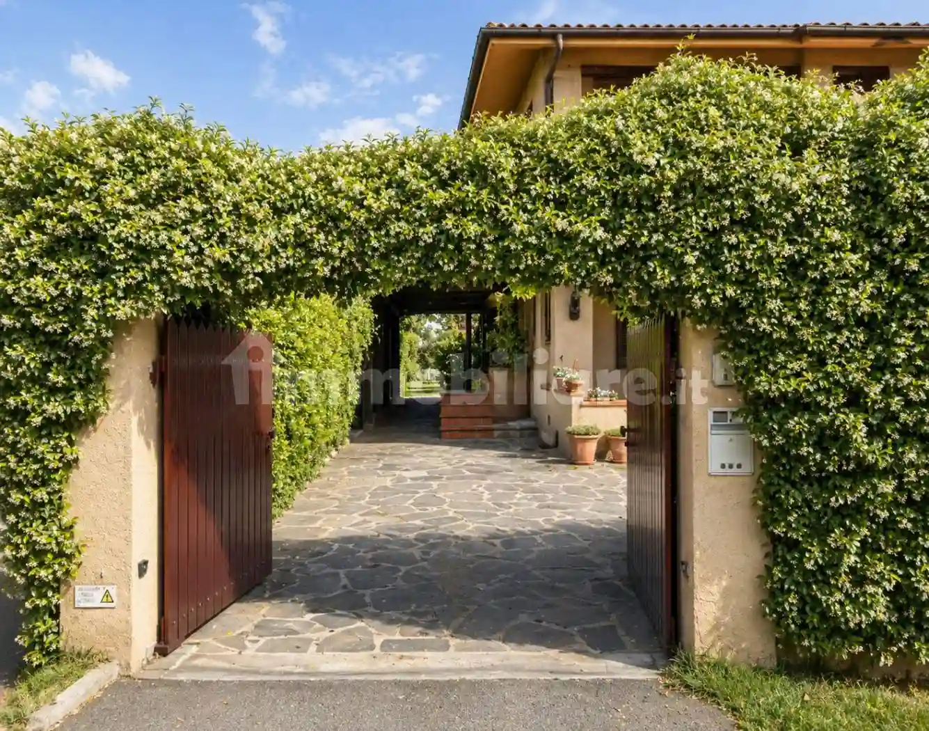 Villa - foto 2