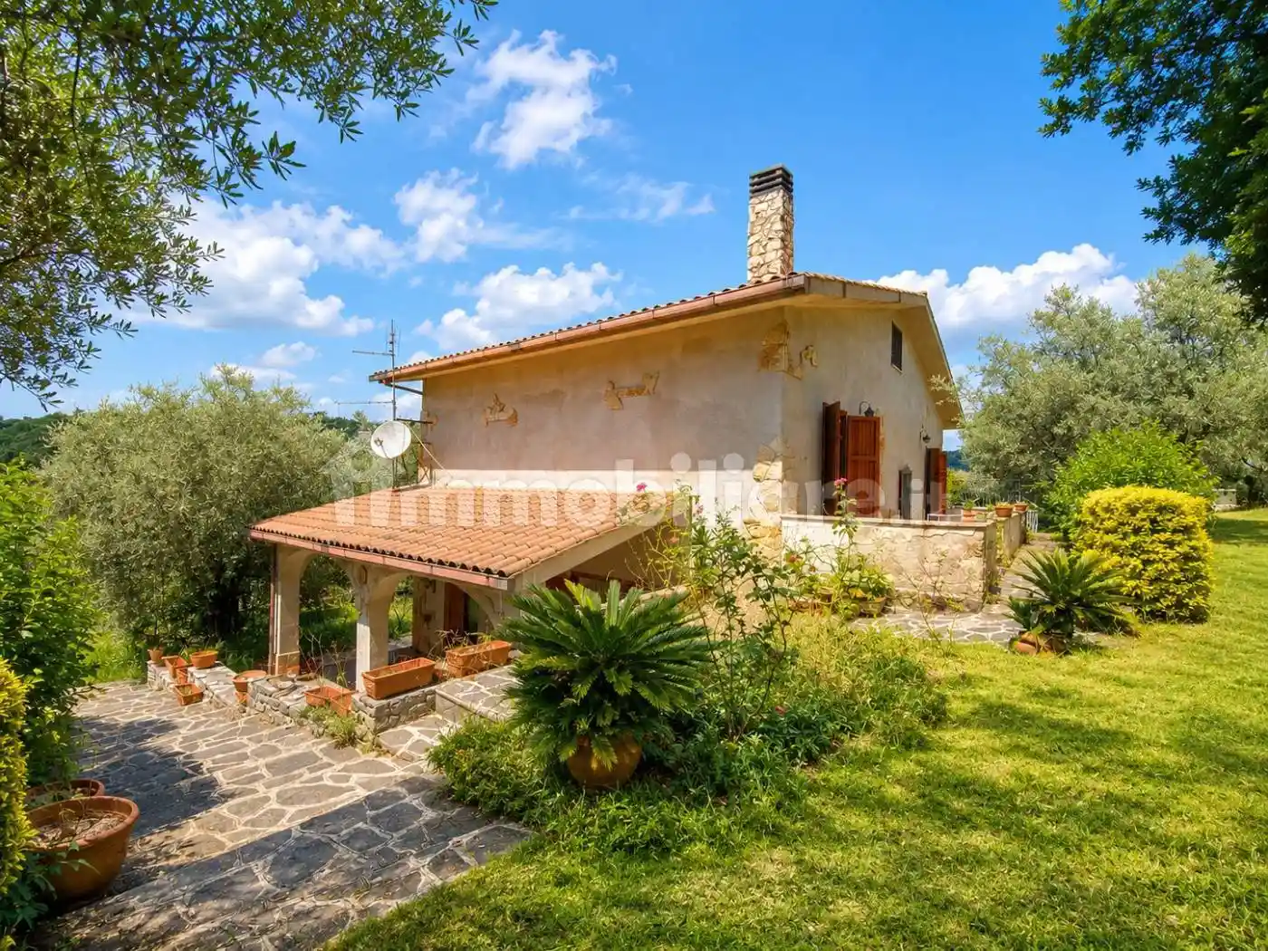 Villa in vendita a Fara in Sabina