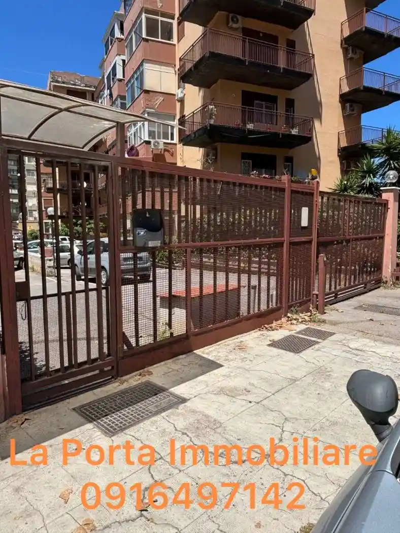 Appartamento in vendita a Palermo