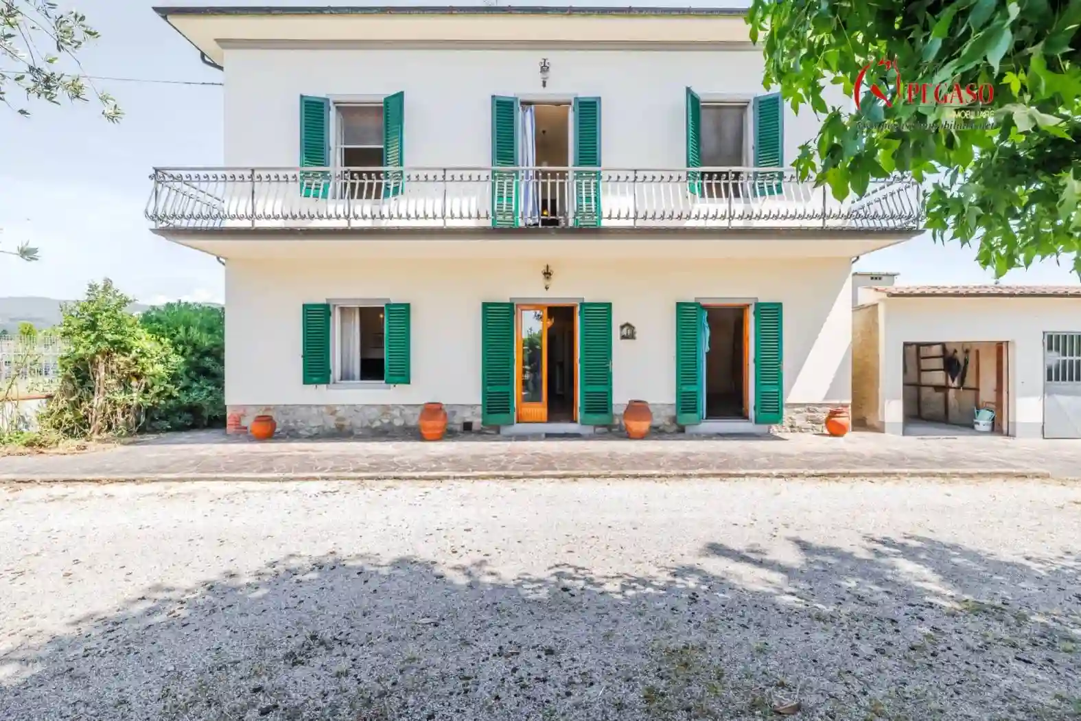 Villa - foto 2