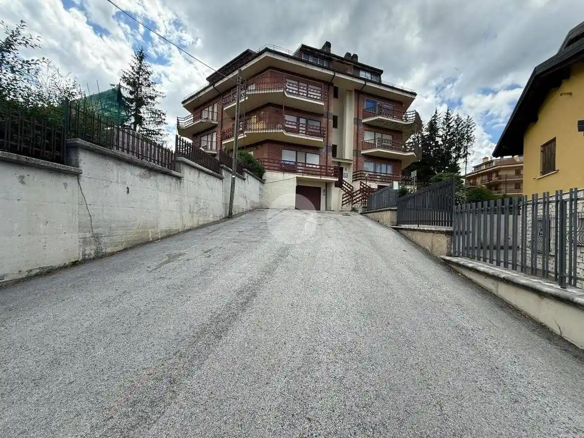 Appartamento in vendita a Rocca di Mezzo