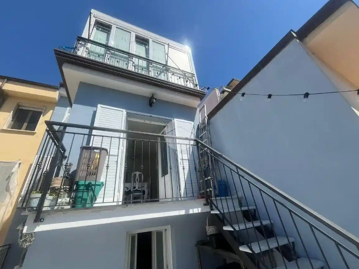 Villetta a schiera in vendita a Viareggio