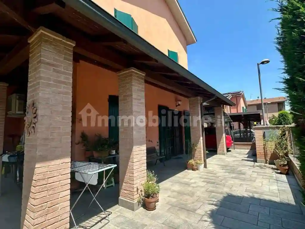 Villetta a schiera - foto 2