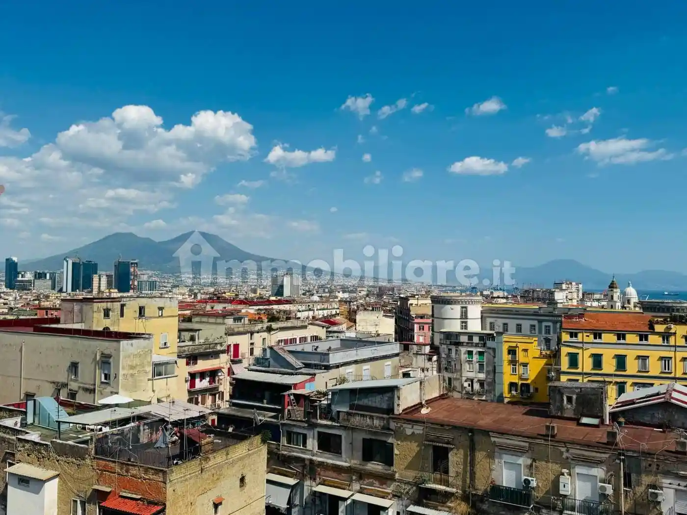 Appartamento in affitto a Napoli