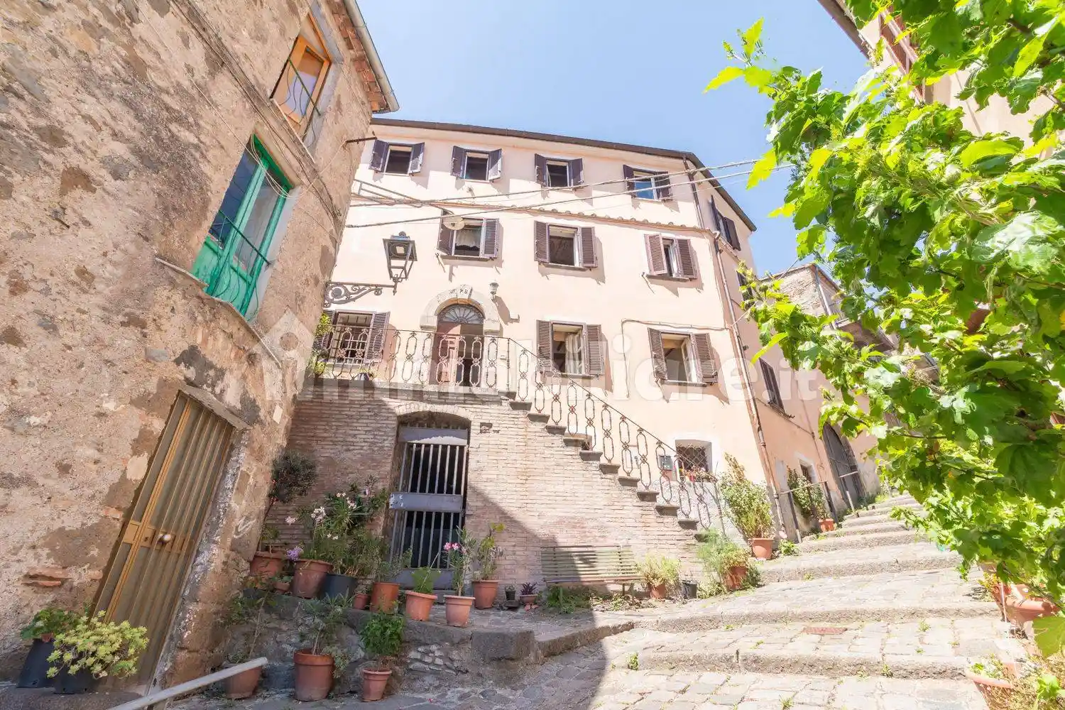 Casa indipendente in vendita a Bolsena