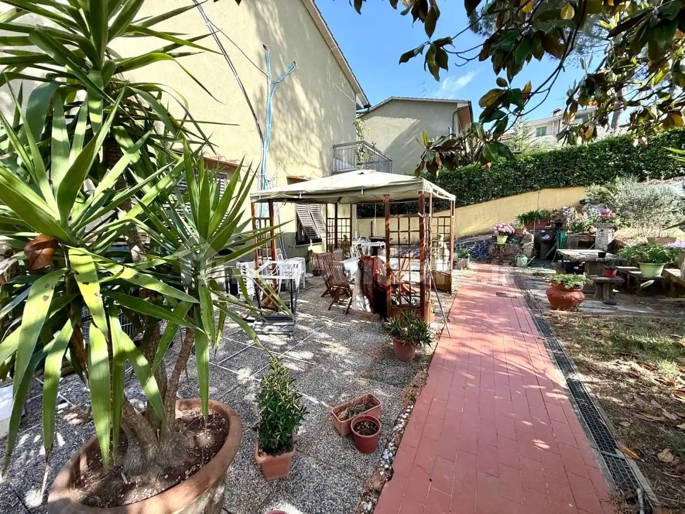 Casa indipendente in vendita a Lastra a Signa