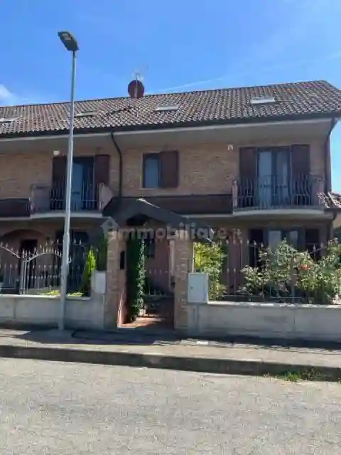 Villetta a schiera - foto 2