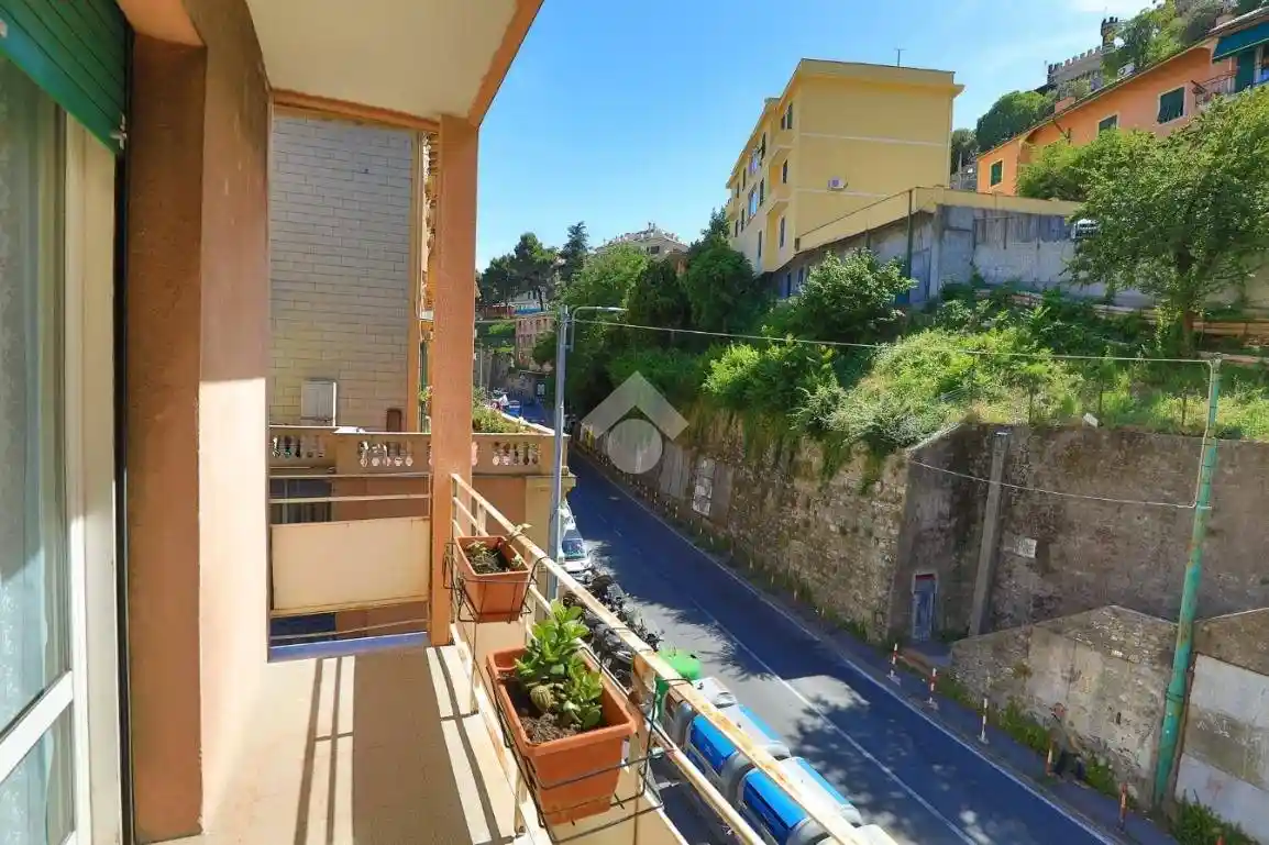 Appartamento in vendita a Genova
