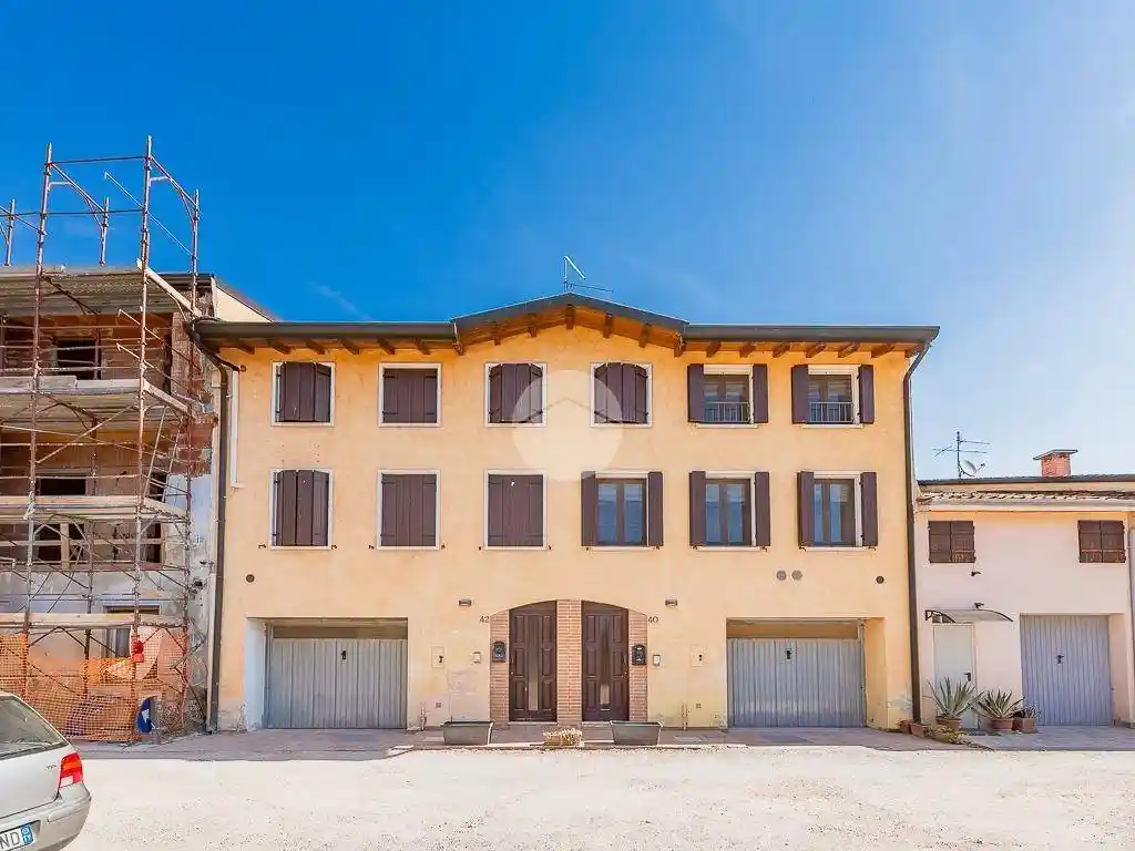 Appartamento in vendita a Villafranca di Verona