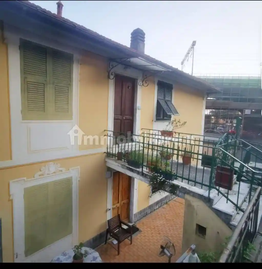 Appartamento in affitto a Recco
