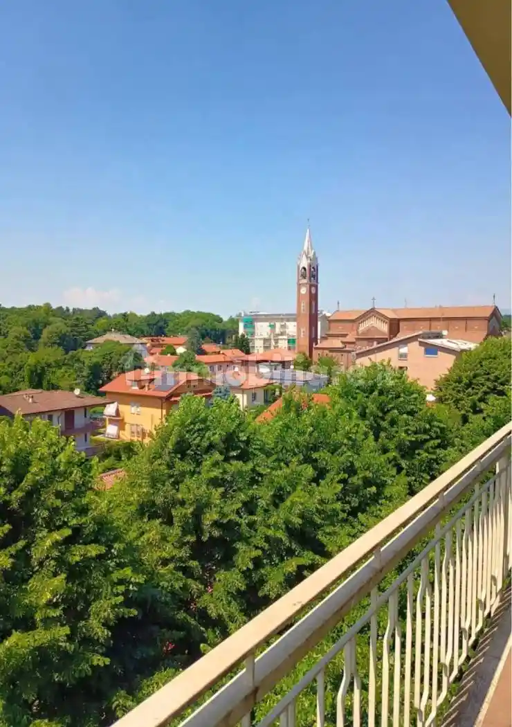 Appartamento in vendita a Limbiate