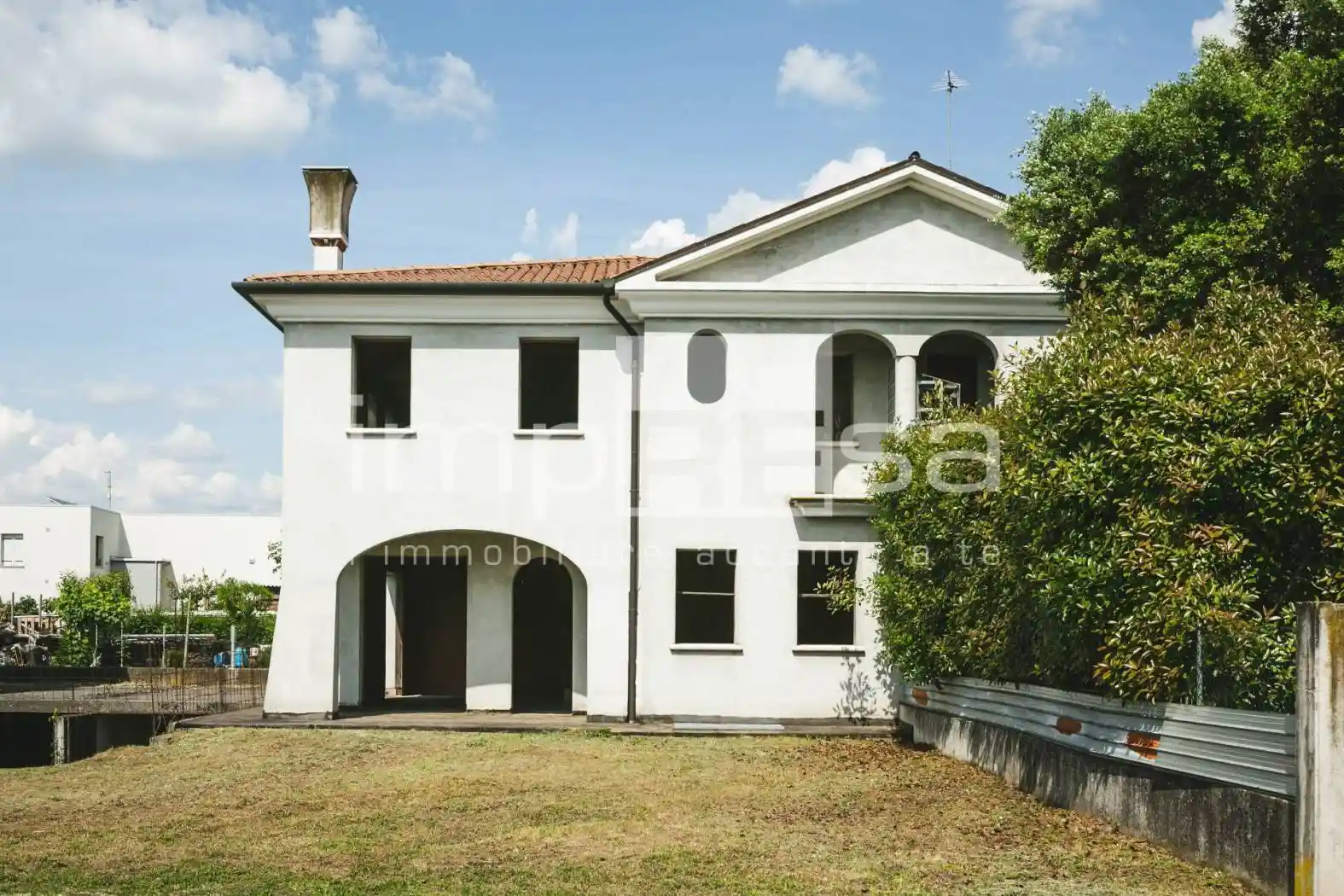 Villa in vendita a Paese
