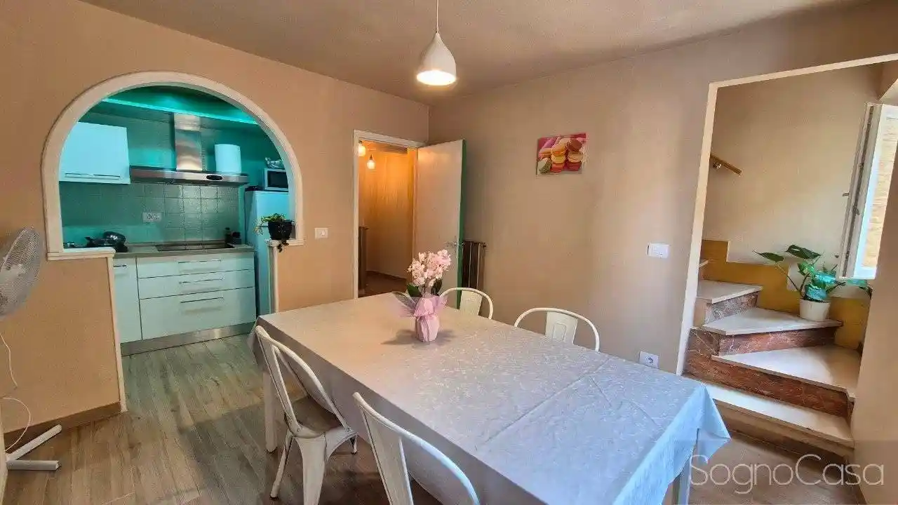 Villa in vendita a Magliano in Toscana