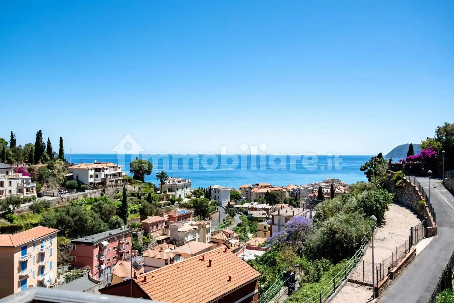 Appartamento in vendita a Alassio