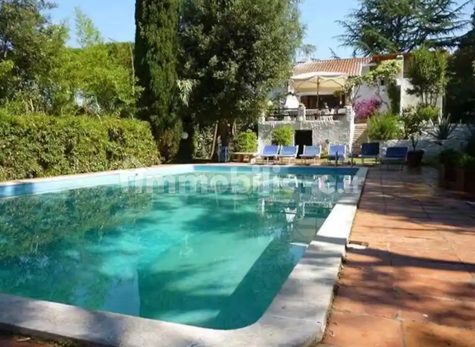 Villa in affitto a Sabaudia
