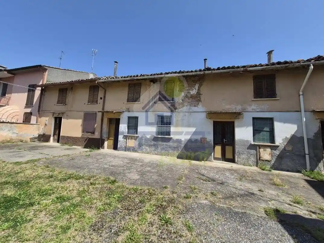 Rustico - Casale in vendita a Cremona