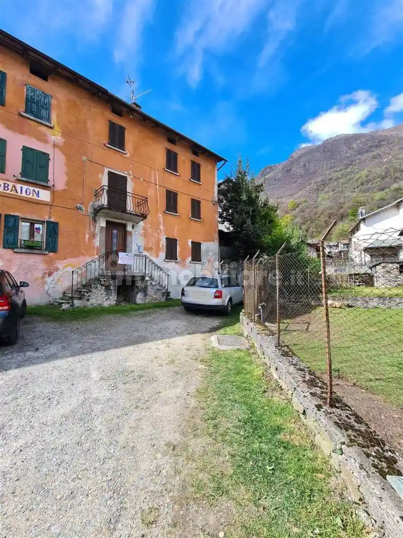 Rustico - Casale in vendita a Samolaco