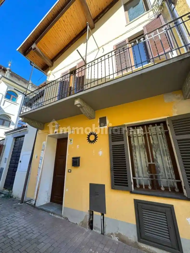 Casa indipendente in vendita a Pralungo