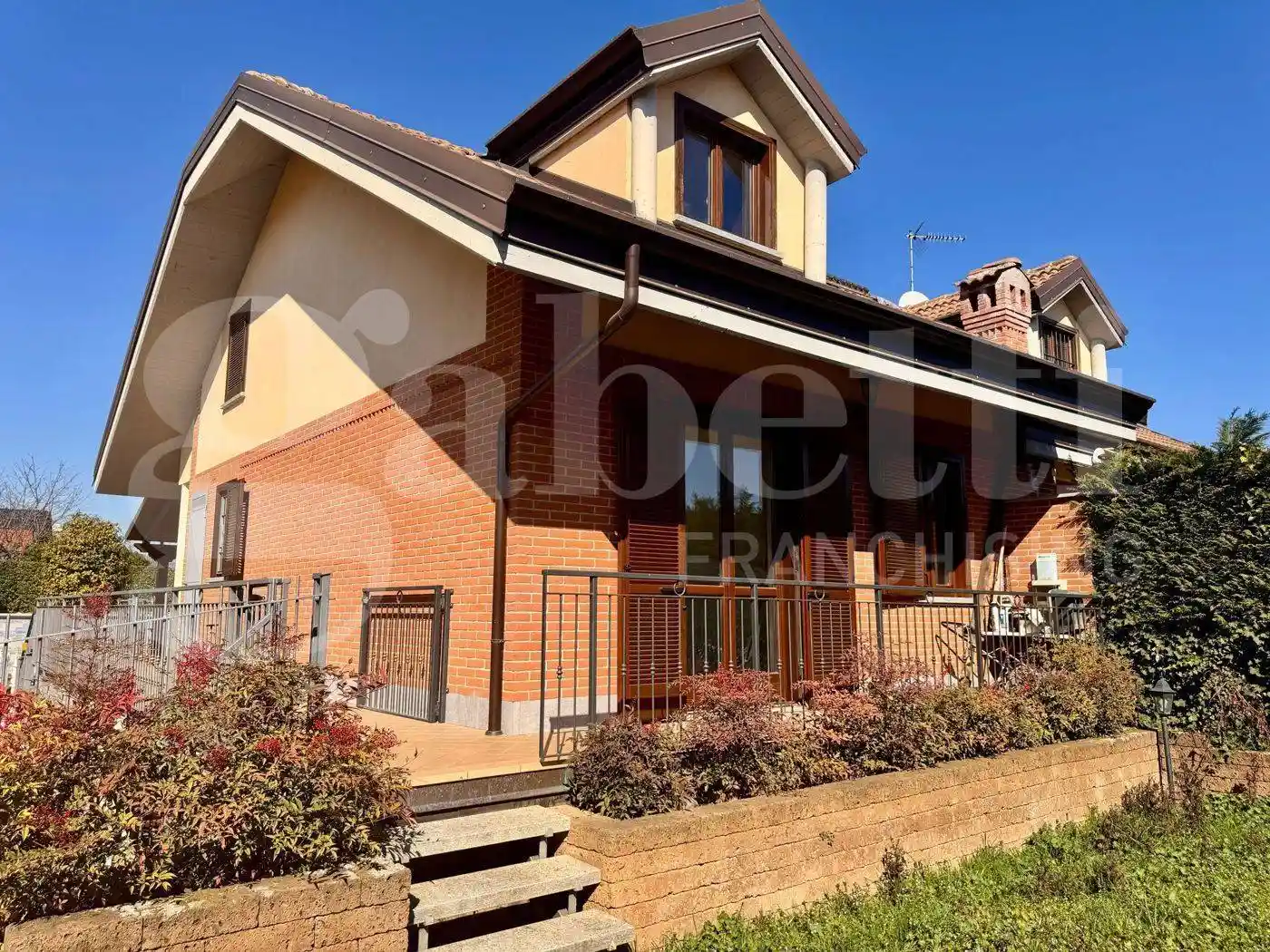 Villa in vendita a Bruino
