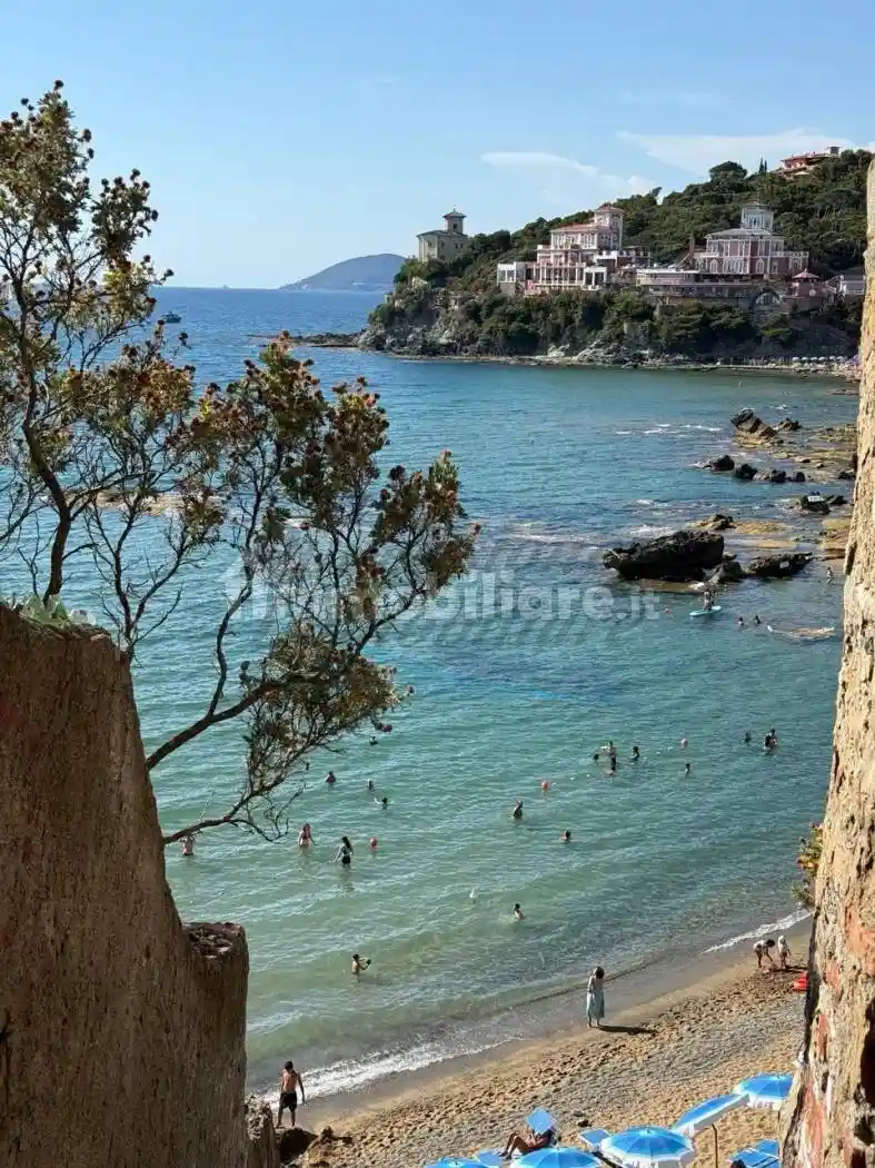 Appartamento in vendita a Rosignano Marittimo