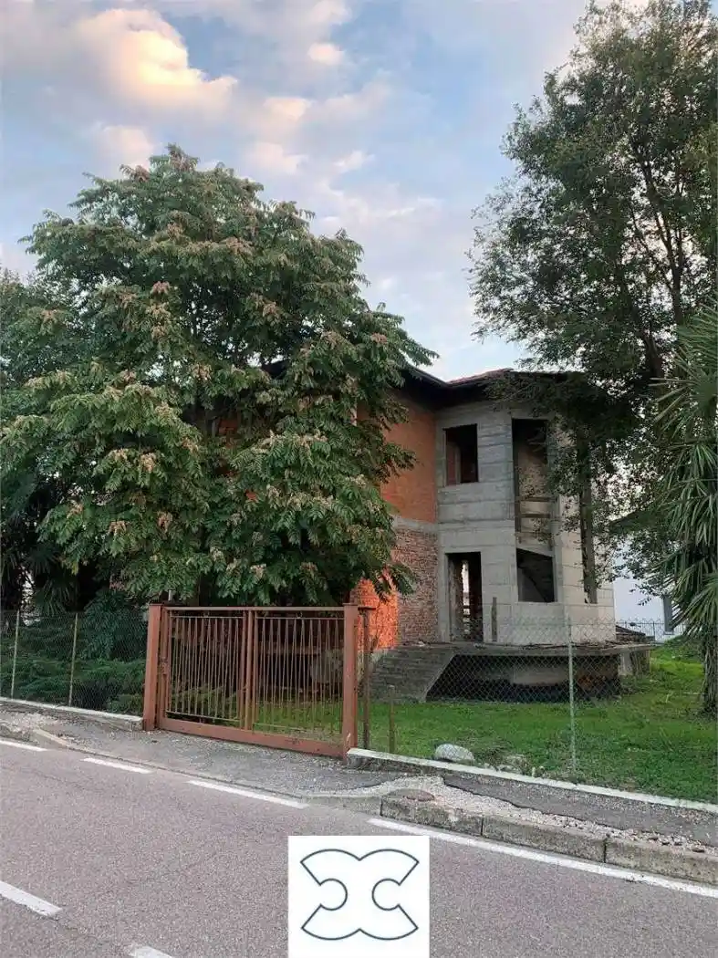 Villa in vendita a Solbiate Olona