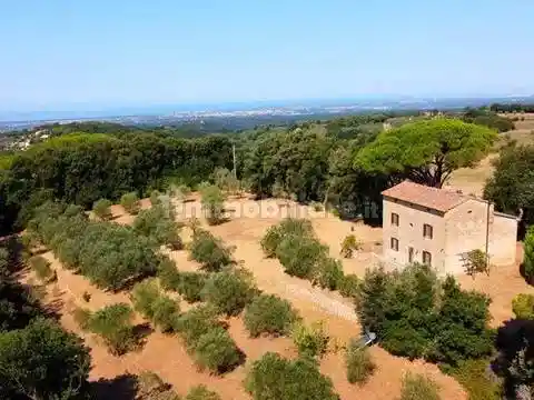 Villa in vendita a Casale Marittimo