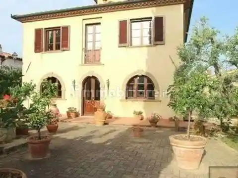 Villa in vendita a Montescudaio