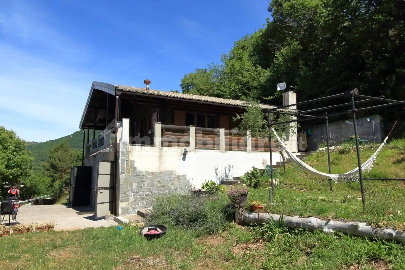 Villa in vendita a Castelvecchio di Rocca Barbena