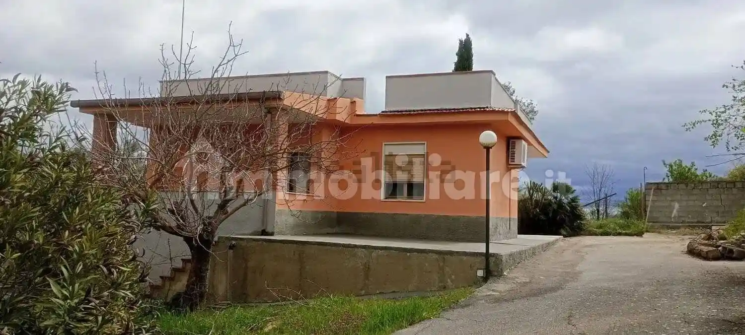 Villa in vendita a Caltanissetta