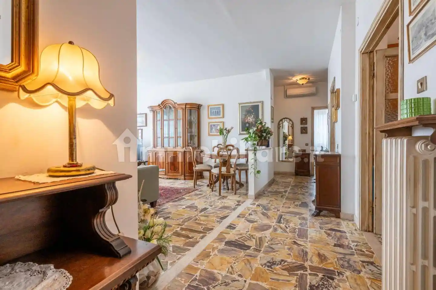 Appartamento in vendita a Cascina
